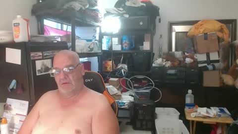 Snapshot of usgoober chatting on 06/05/26, 12:00 Eric online show from 06/05/26, 12:00