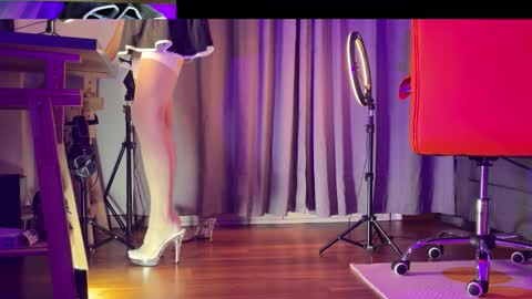 Snapshot of utopia2024 chatting on 11/01/25, 09:11 sdickyinout online show from 11/01/25, 09:11