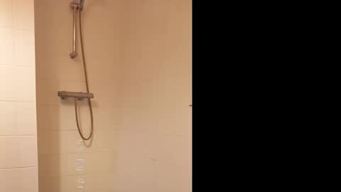 Snapshot of utrecht46 chatting on 12/18/25, 07:36 utrecht46 online show from 12/18/25, 07:36