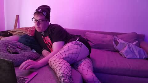 Snapshot of uzumaki239 chatting on 03/03/26, 08:48 Rikki Stormgren online show from 03/03/26, 08:48