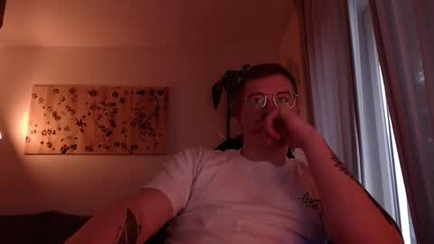 vacation__ online show from 10/09/25, 03:54