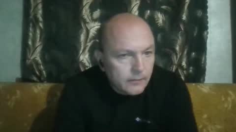 Snapshot of vadova chatting on 09/14/25, 05:45 vadova online show from 09/14/25, 05:45