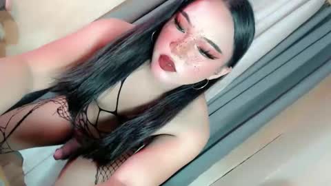 Snapshot of vae_sha chatting on 01/14/26, 06:46 JESS - DONT FORGET TO FOLLOW ME AND GIVE ME THUMBS UP online show from 01/14/26, 06:46