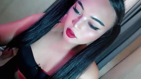 Snapshot of vae_sha chatting on 02/19/26, 11:23 JESS - DONT FORGET TO FOLLOW ME AND GIVE ME THUMBS UP online show from 02/19/26, 11:23