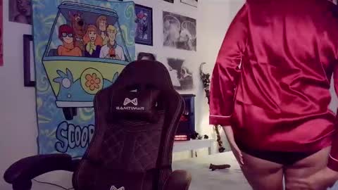 vagelicious online show from 10/31/25, 04:08