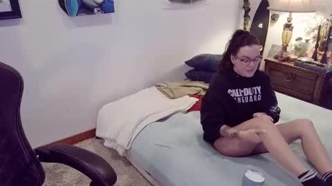 vagelicious online show from 11/11/25, 01:33