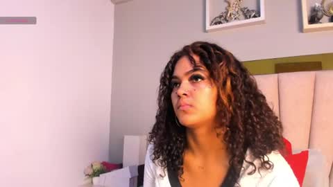 Snapshot of vahiolet_fuentes chatting on 07/29/26, 03:04 vahioleth online show from 07/29/26, 03:04