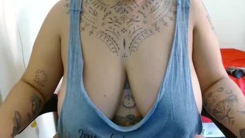 Vah Oliver online show from 02/13/25, 02:52