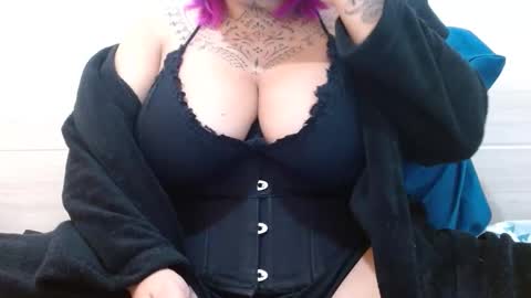 Vah Oliver online show from 12/02/25, 12:43