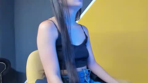 VaiolletCooper online show from 04/02/26, 03:31