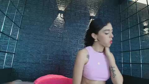 V A I O L E T T  S M I T H online show from 02/28/25, 05:26