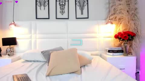 Daniela  online show from 04/21/26, 01:42