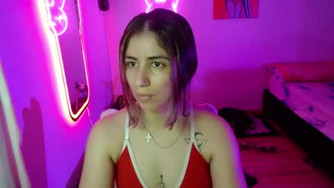 Snapshot of val_angelll chatting on 06/11/26, 02:53 valentina online show from 06/11/26, 02:53