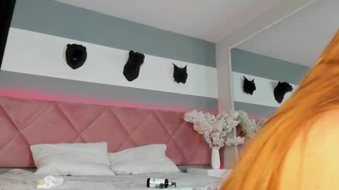 val_oconner online show from 09/23/25, 03:09