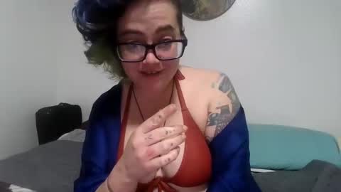valarieak online show from 10/02/25, 02:07