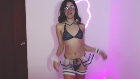 Snapshot of valcooky chatting on 06/16/26, 02:58 Hi I am Valcooky online show from 06/16/26, 02:58