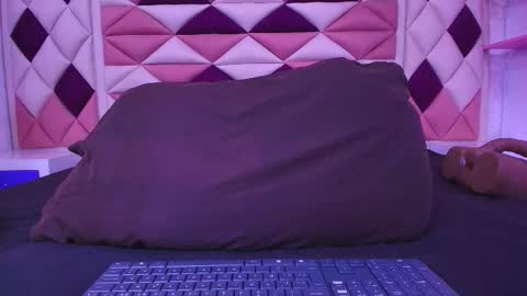 Valentina online show from 11/09/25, 07:12