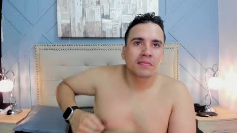 Snapshot of vale_n_matt chatting on 12/06/24, 03:41 Samantha y Matt online show from 12/06/24, 03:41