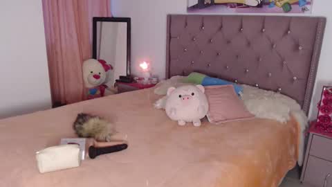 Snapshot of valen_brown chatting on 10/07/25, 10:34 Valentina online show from 10/07/25, 10:34