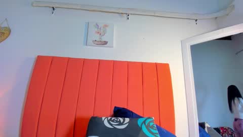 Snapshot of valen_rose0 chatting on 09/12/25, 12:16 VALENTINA 3 online show from 09/12/25, 12:16