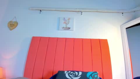 Snapshot of valen_rose0 chatting on 09/14/25, 12:04 VALENTINA 3 online show from 09/14/25, 12:04