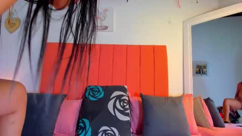 Snapshot of valen_rose0 chatting on 10/27/25, 12:09 VALENTINA 3 online show from 10/27/25, 12:09