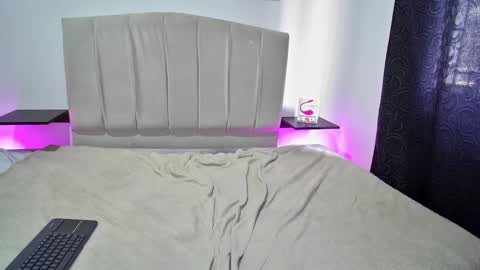 Valentina online show from 01/04/25, 07:13