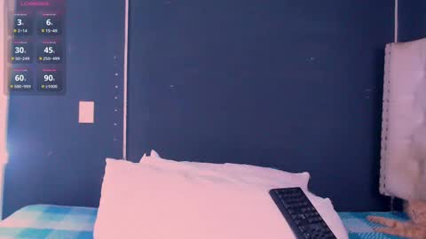 Snapshot of valen_thompson chatting on 03/12/25, 09:56 IG-valen mendoza99 twitter valenthompson99 online show from 03/12/25, 09:56