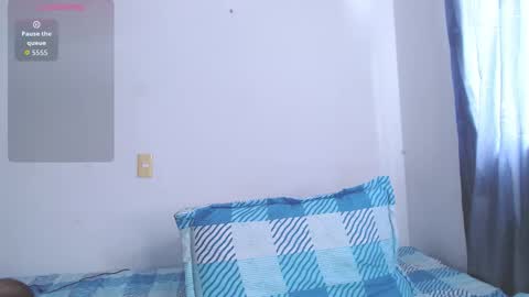 IG-valen mendoza99  twitter valenthompson99 online show from 11/23/25, 06:08