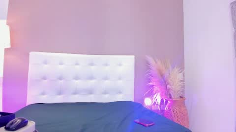 valenferrerns online show from 04/21/26, 09:28