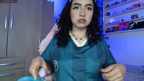 valentina online show from 04/29/26, 03:43