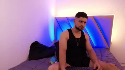 valenssio_moretti online show from 05/20/26, 02:29