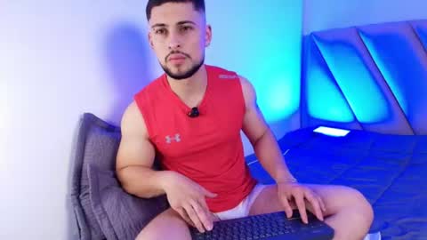valenssio_moretti online show from 06/10/26, 12:44