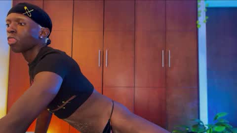   Valentin  independent Cam Boy     online show from 12/03/24, 12:13