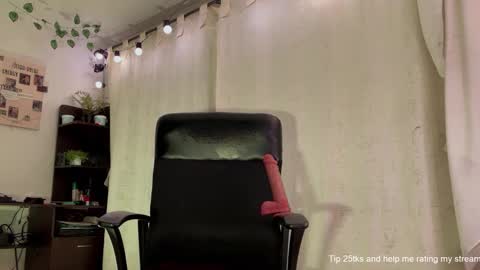   Valentin  independent Cam Boy     online show from 01/11/25, 04:38