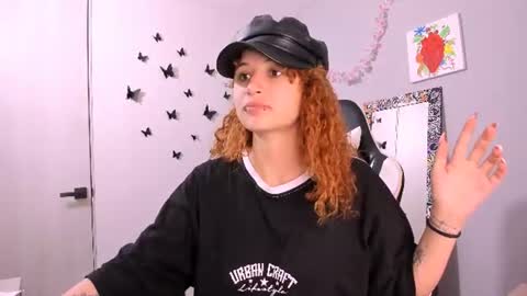 Snapshot of valent_27 chatting on 07/14/26, 01:19 Valentina online show from 07/14/26, 01:19
