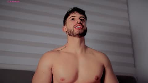 valenthinoking online show from 11/18/25, 04:50