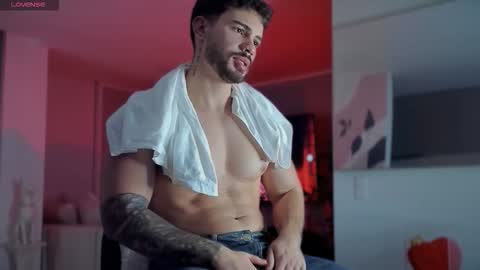 valenthinoking online show from 12/19/25, 05:14