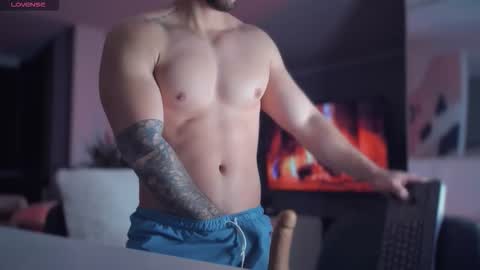 valenthinoking online show from 02/03/26, 06:40