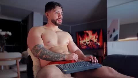 valenthinoking online show from 02/27/26, 04:23