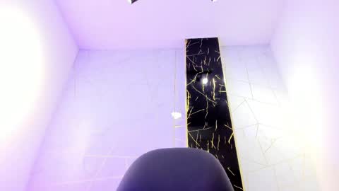 VALENTIN  online show from 04/24/26, 03:42