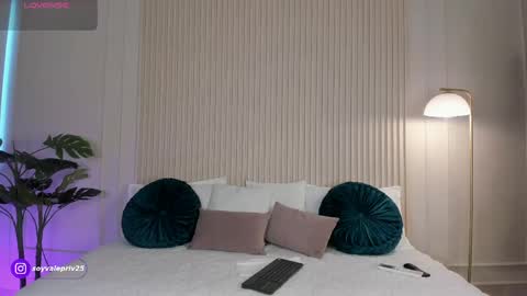 Valentina Torres online show from 04/15/26, 03:41