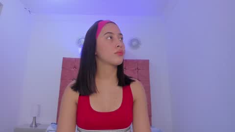 Valentina online show from 02/08/25, 11:44