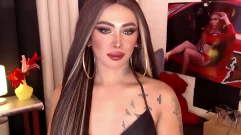 Snapshot of valentina_goddess_tsxxx chatting on 01/02/25, 06:40 Amanda online show from 01/02/25, 06:40