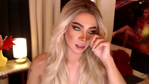 Snapshot of valentina_goddess_tsxxx chatting on 02/01/25, 03:08 Amanda online show from 02/01/25, 03:08