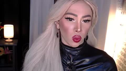 Amanda online show from 11/07/25, 02:44