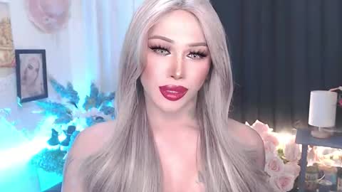 Amanda online show from 04/10/26, 06:45