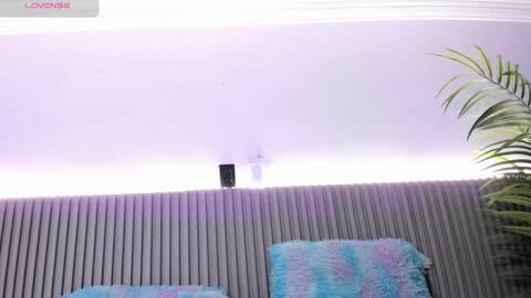 Valentina online show from 01/17/26, 07:06