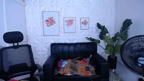 Valentina  online show from 03/19/26, 07:07