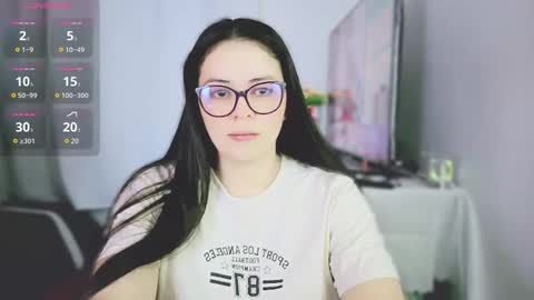 Snapshot of valentina_nappi96 chatting on 02/18/26, 03:02 VALE online show from 02/18/26, 03:02